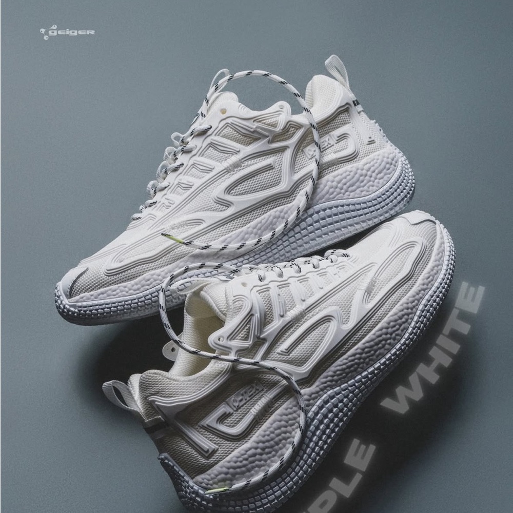 John Geiger Triple White 004‘s | Men’s size 39 | BRAND NEW IN BOX!